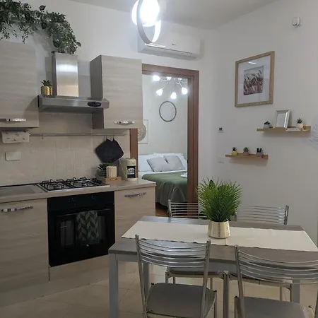 Domus Prampolini - Private Parking
